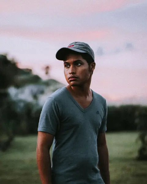 Franela cuello V